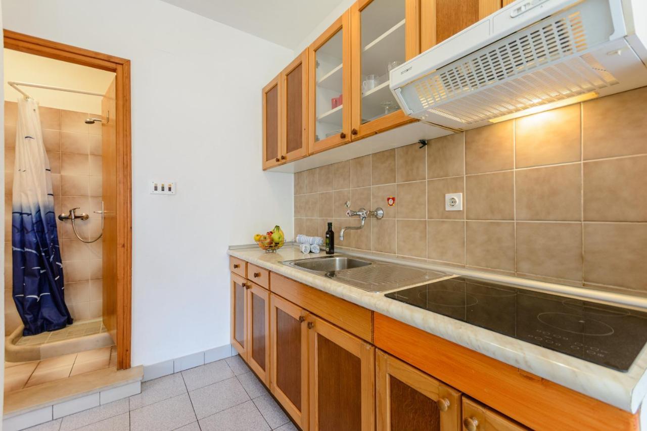 Apartments By The Sea Sumartin, Brac - 2952 외부 사진