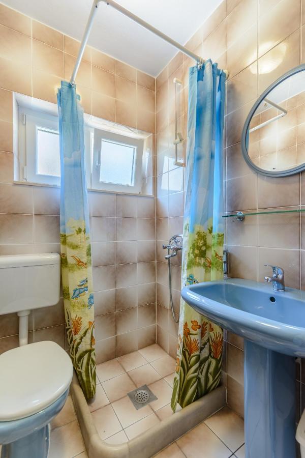 Apartments By The Sea Sumartin, Brac - 2952 외부 사진