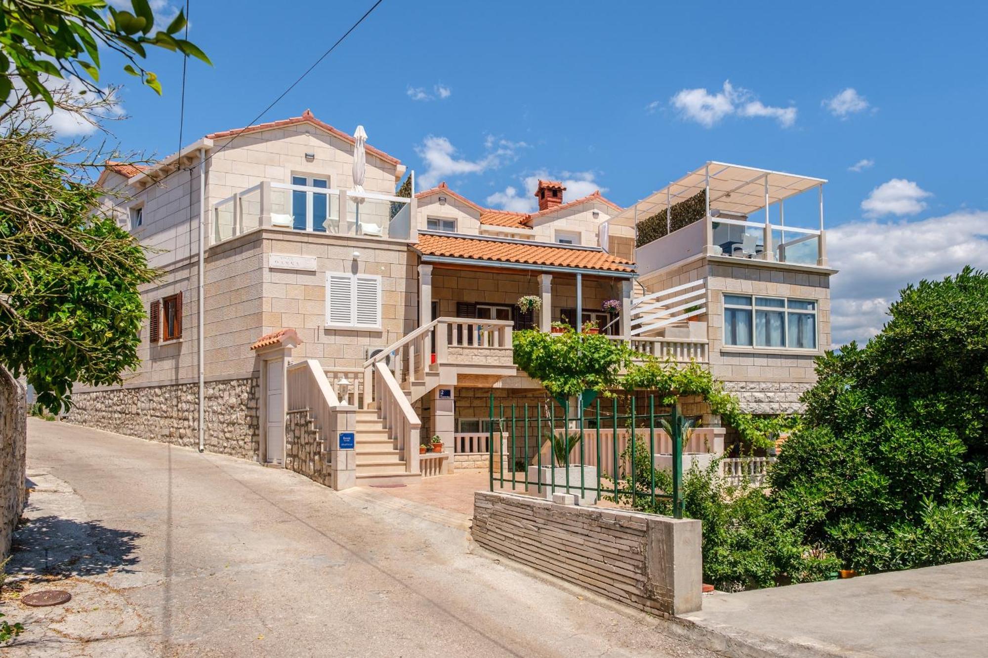 Apartments By The Sea Sumartin, Brac - 2952 외부 사진
