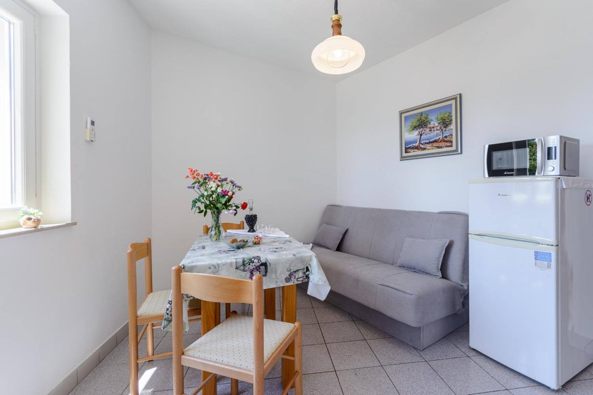 Apartments By The Sea Sumartin, Brac - 2952 객실 사진